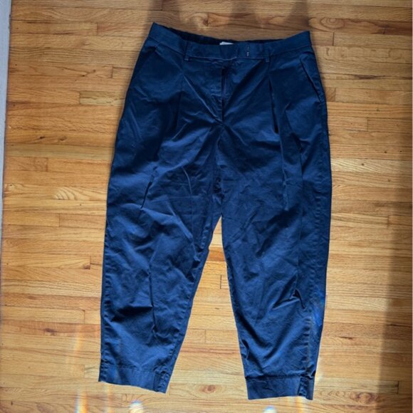 Abercrombie and Fitch Crisp Cotton Taper Ankle Pant Size 32 - Picture 2 of 4